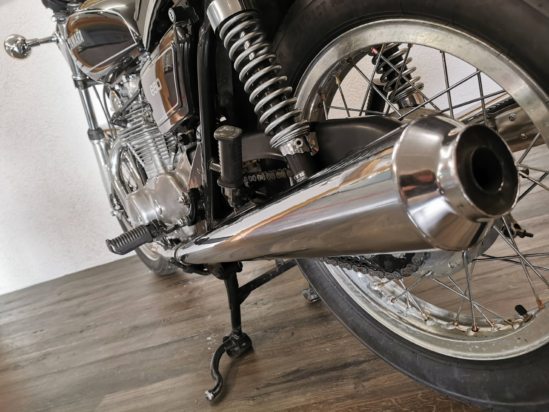 YAMAHA XS 650-showroom-element-3