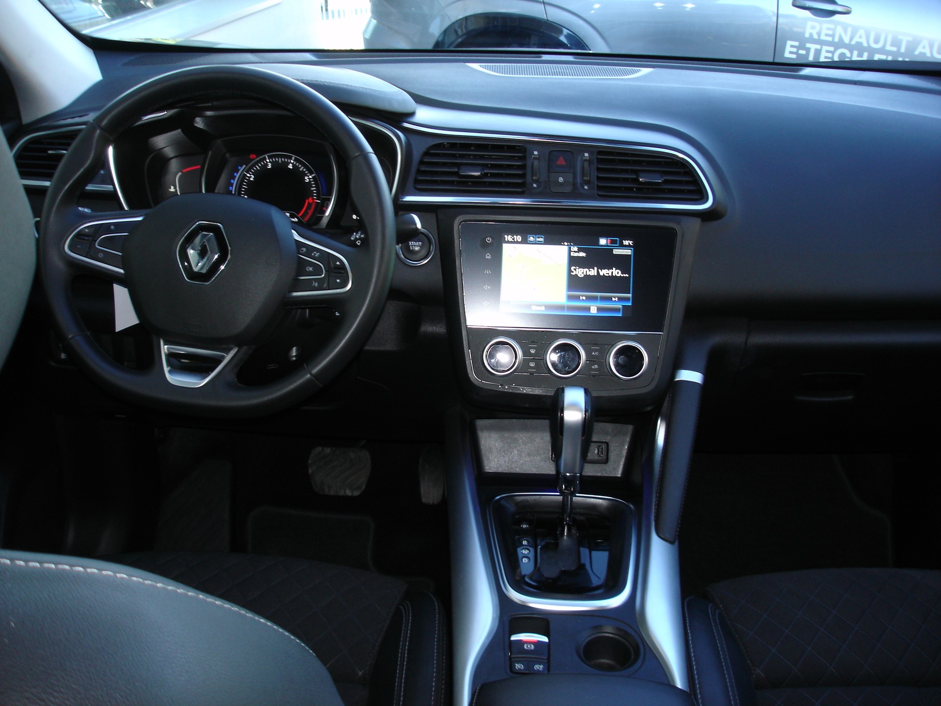 RENAULT Kadjar 1.3 16V Turbo Techno EDC-image-6