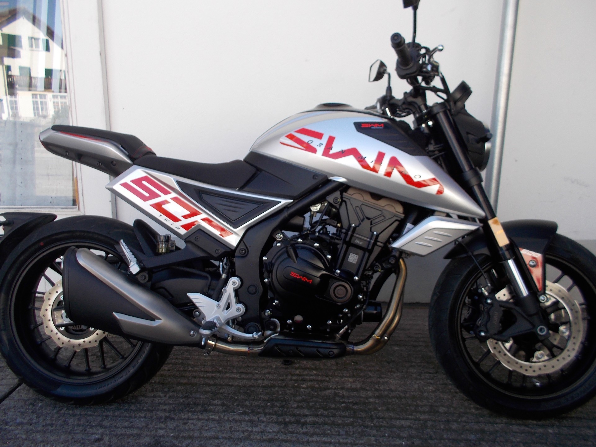 SWM 500