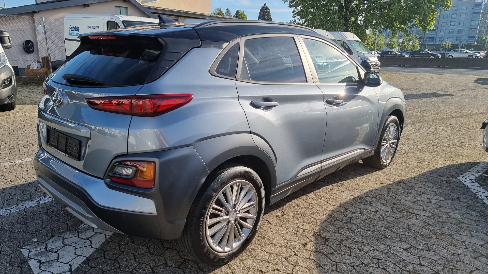 HYUNDAI Kona 1.0 T-GDi Amplia 2WD-image-3