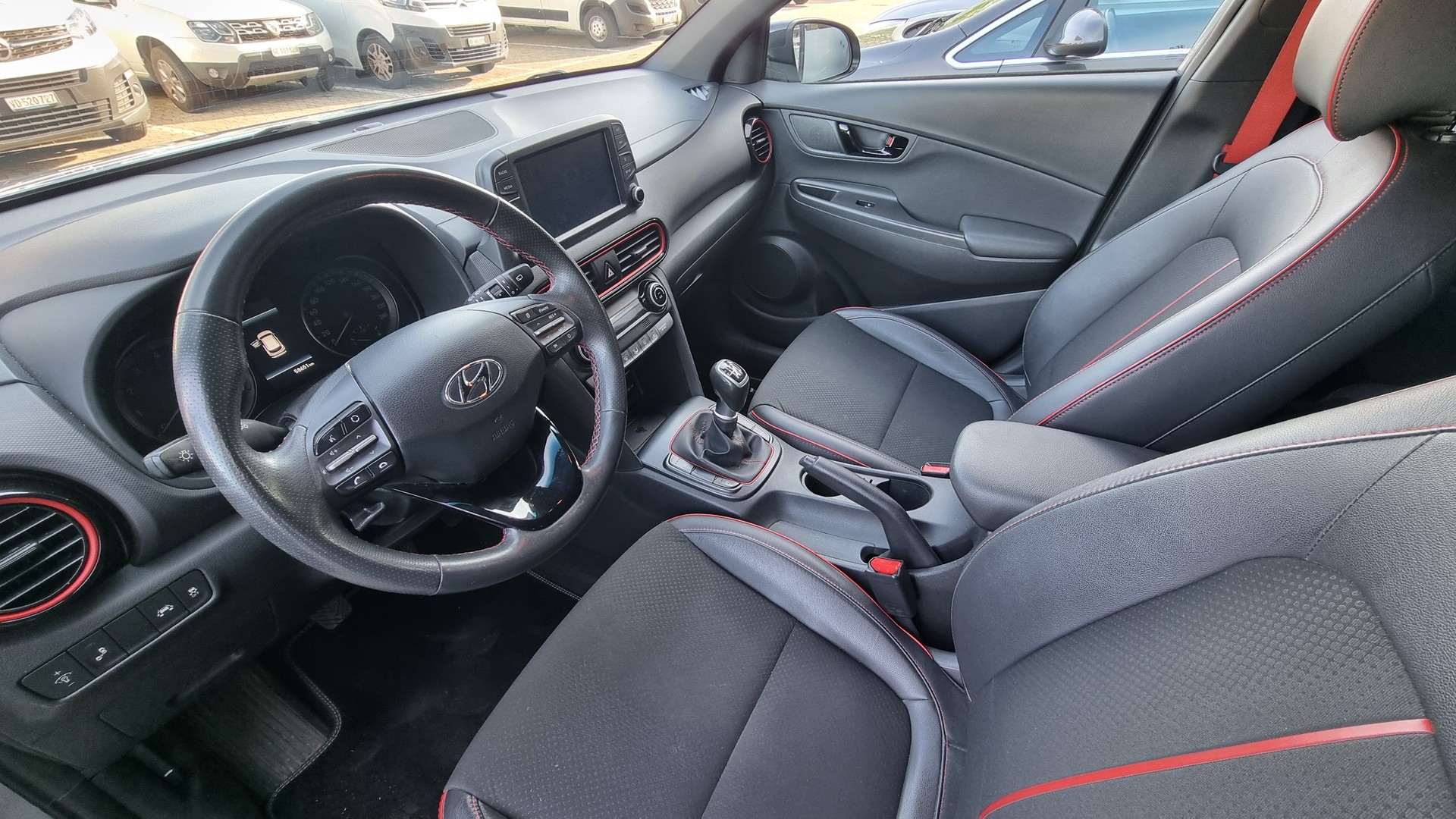 HYUNDAI Kona 1.0 T-GDi Amplia 2WD-image-5
