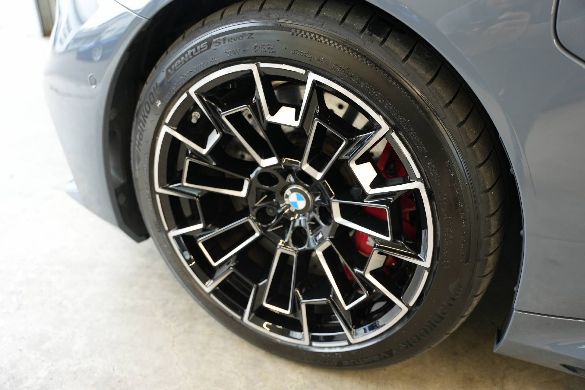 BMW M5 xDrive-image-5