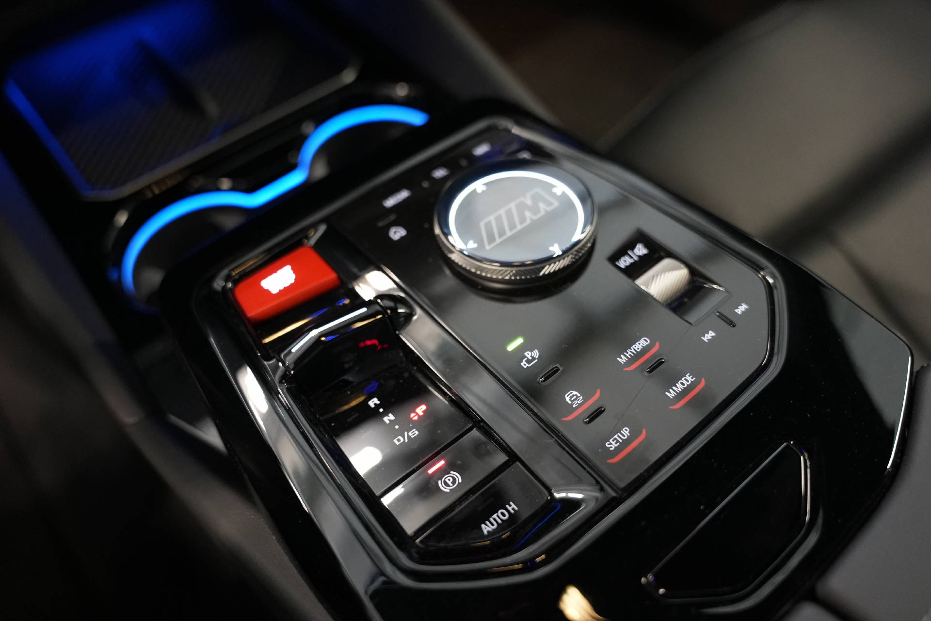BMW M5 xDrive-image-14