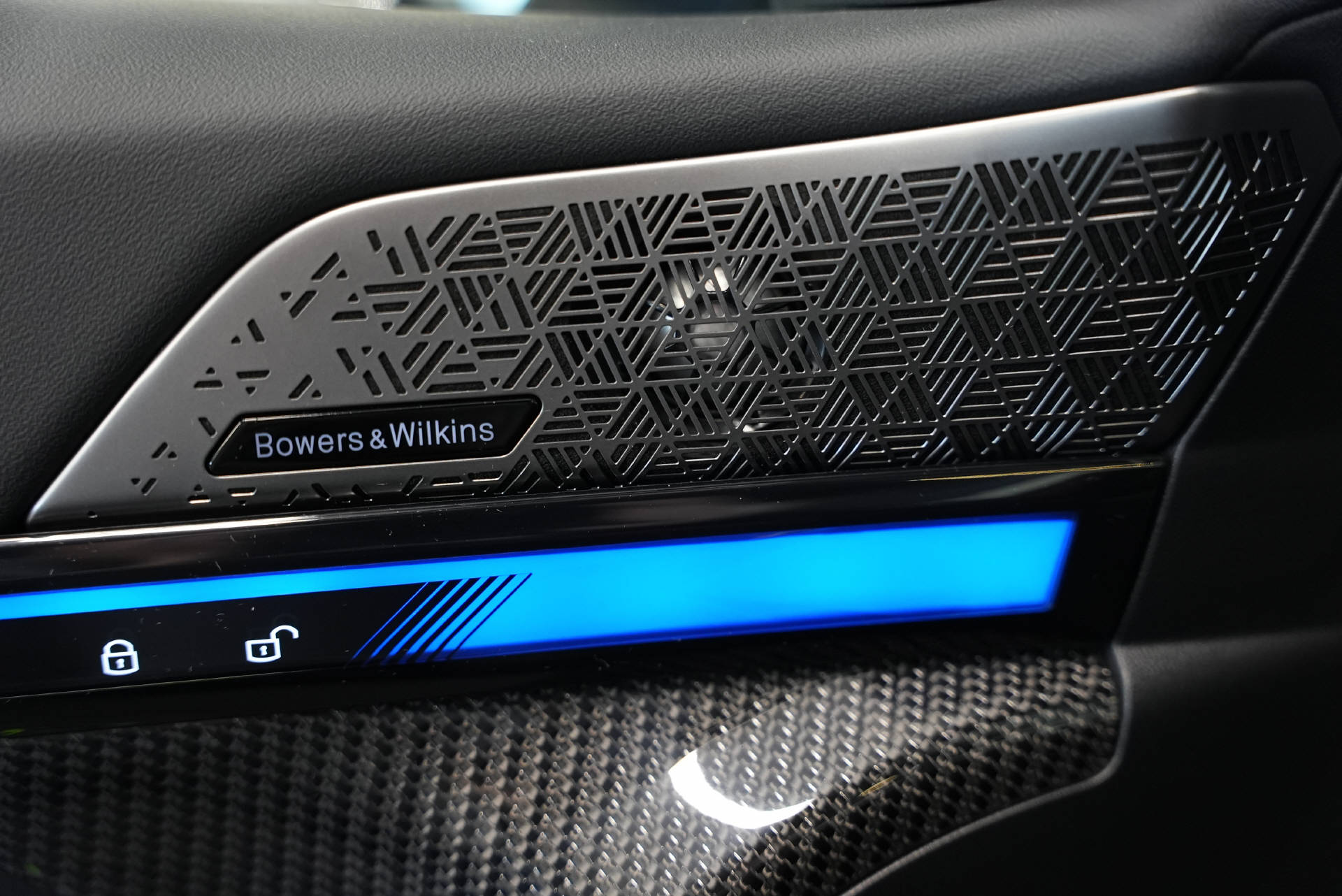 BMW M5 xDrive-image-15