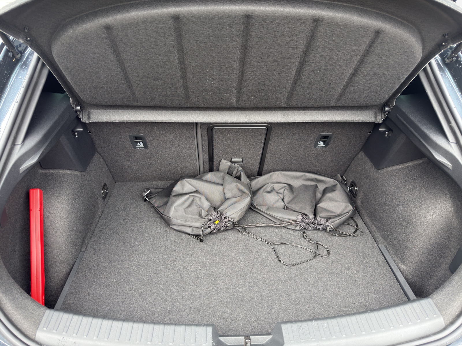 SEAT Leon 1.5 eHybrid pHEV DSG 75 Edition-image-12