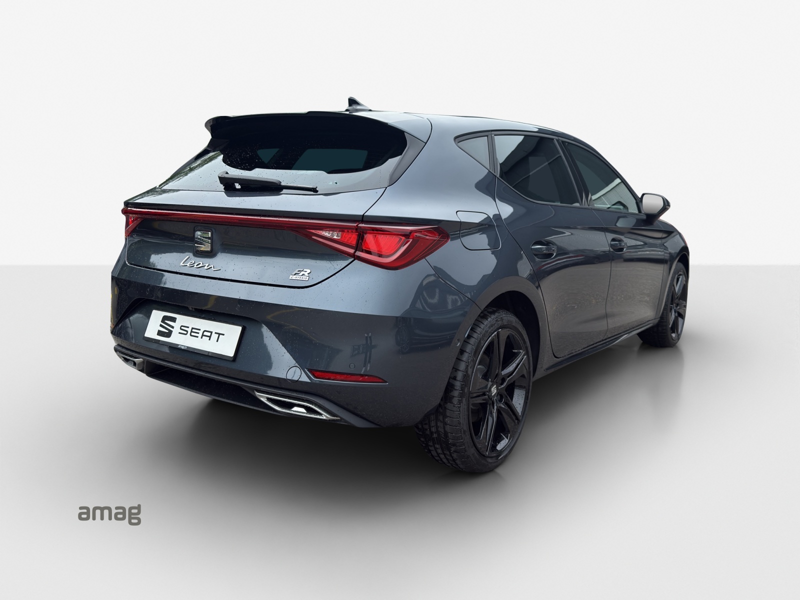 SEAT Leon 1.5 eHybrid pHEV DSG 75 Edition-image-4