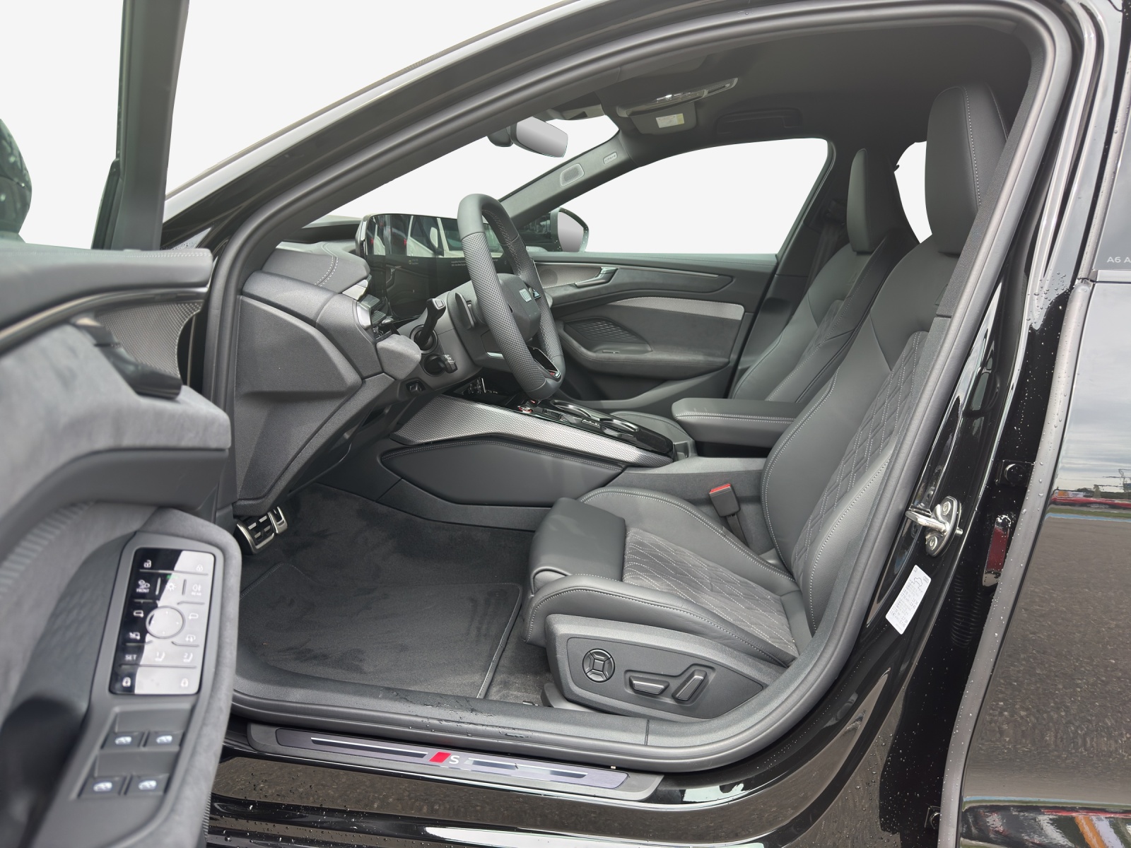 AUDI A6 Avant TDI quattro 150 kW S tronic-image-7