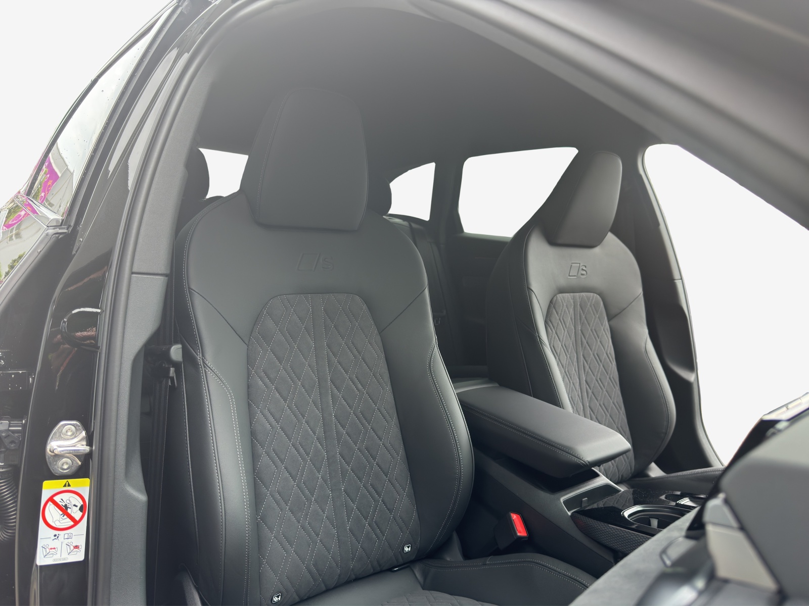 AUDI A6 Avant TDI quattro 150 kW S tronic-image-14
