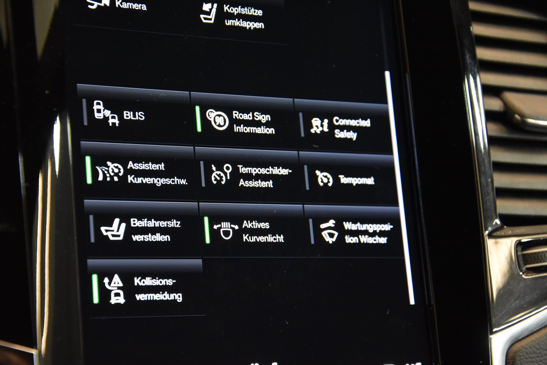 VOLVO XC90 T8 eAWD R-Design Geartronic-image-11