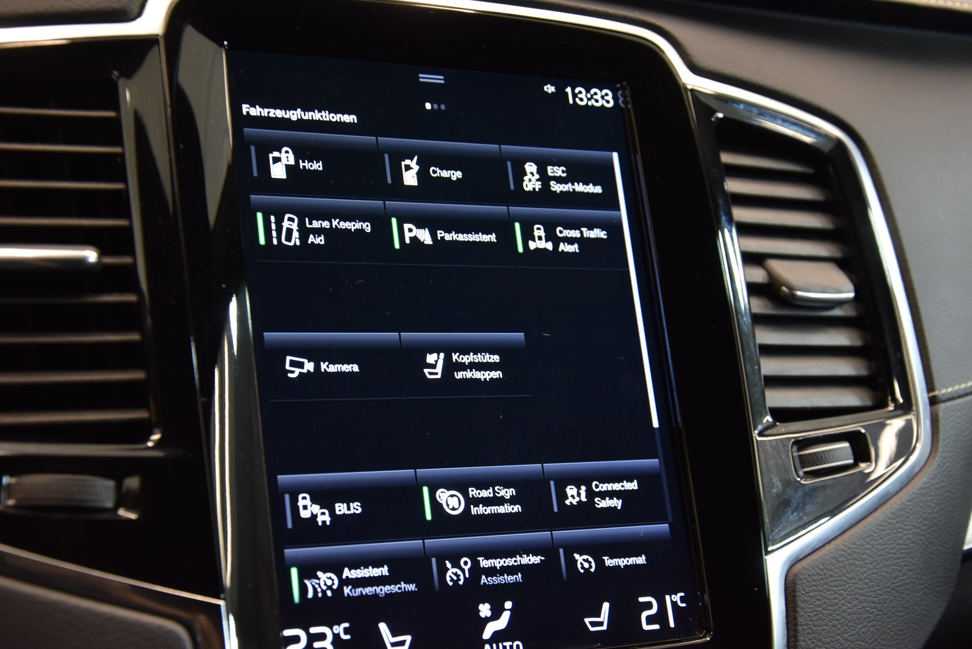 VOLVO XC90 T8 eAWD R-Design Geartronic-image-10