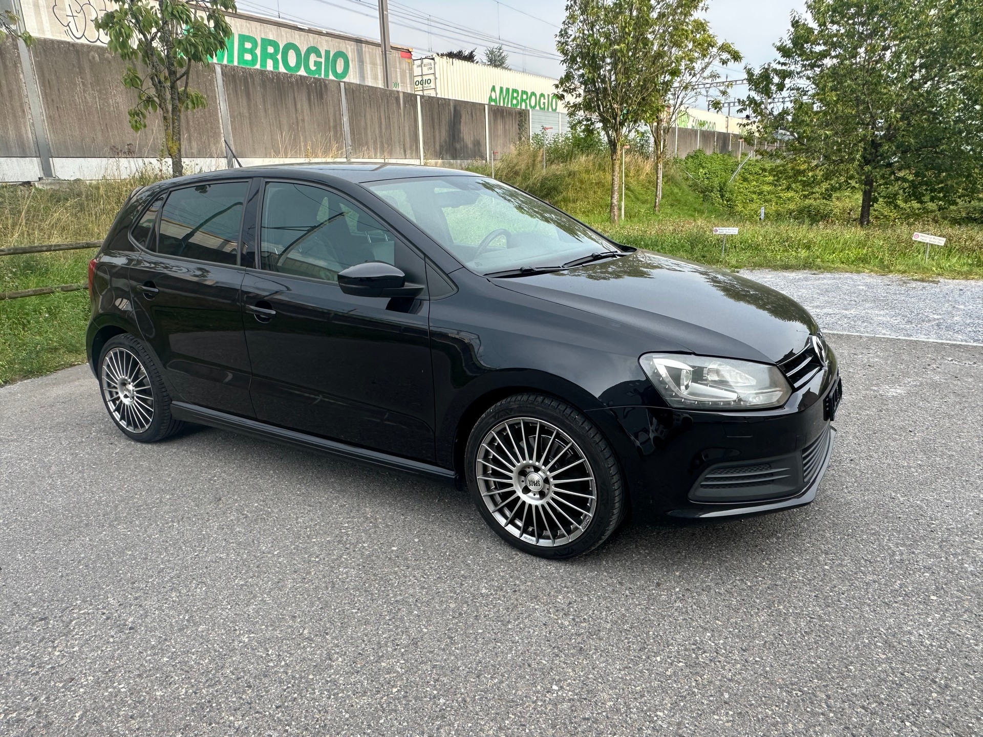 VW Polo 1.4 TSI BlueGT-image-5