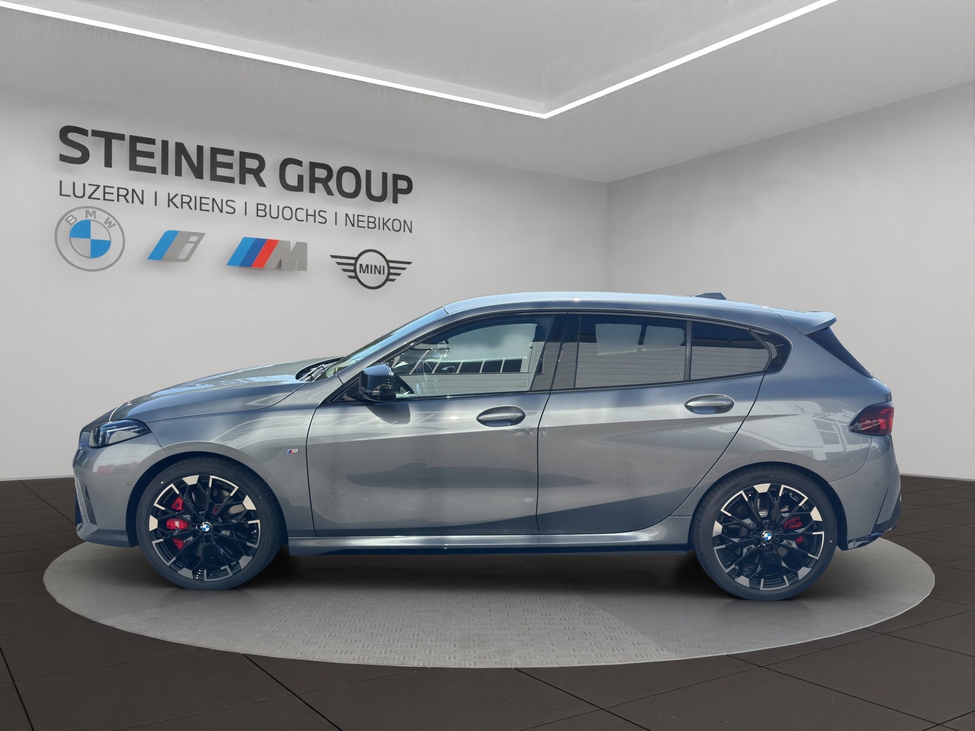 BMW M135 xDrive M Sport Pro-image-1