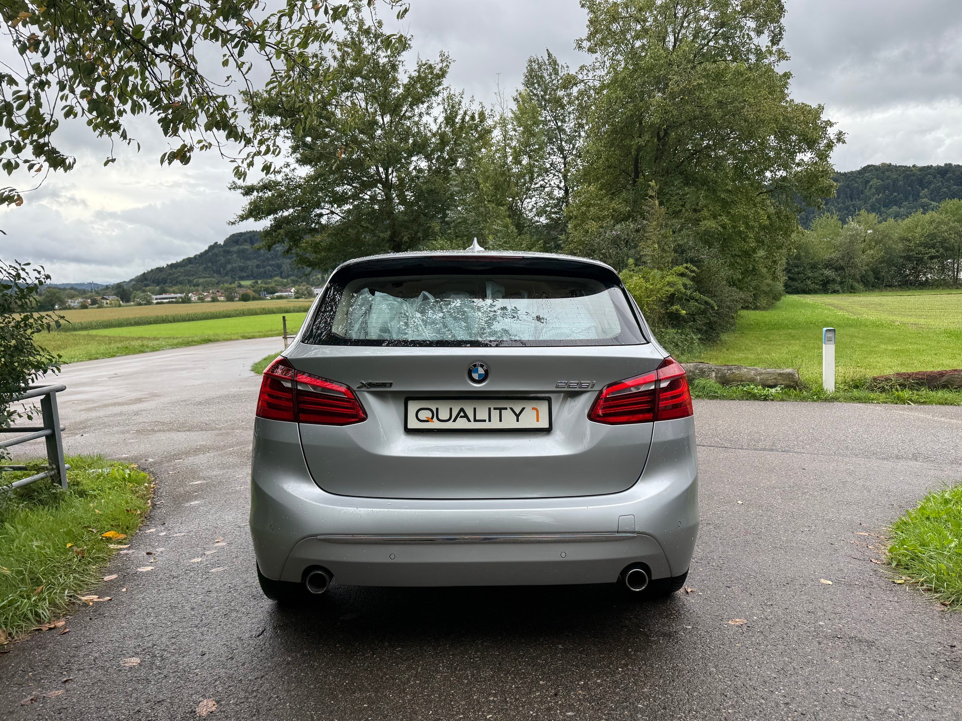 BMW 225i xDrive Active Tourer Luxury Line Steptronic-image-7