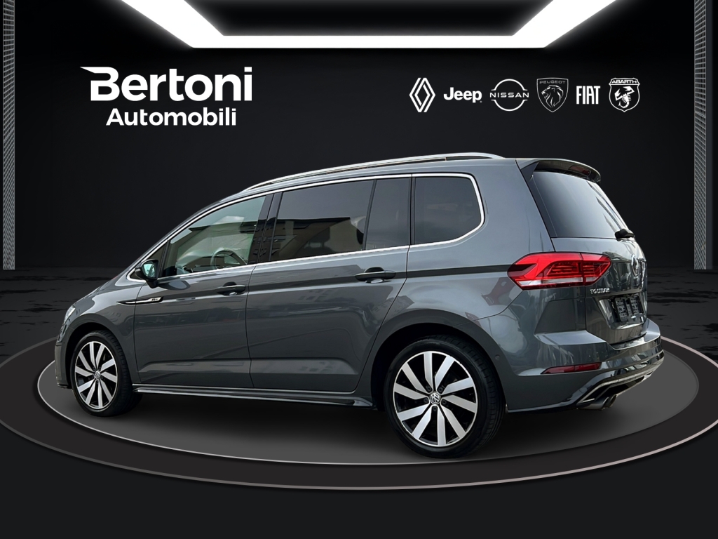 VW Touran 1.4 TSI BlueMT Highline-image-2