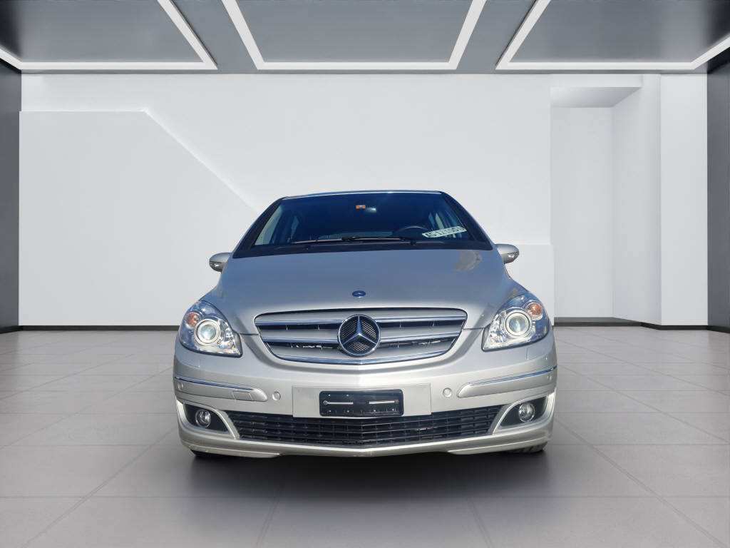 MERCEDES-BENZ B 200-image-7