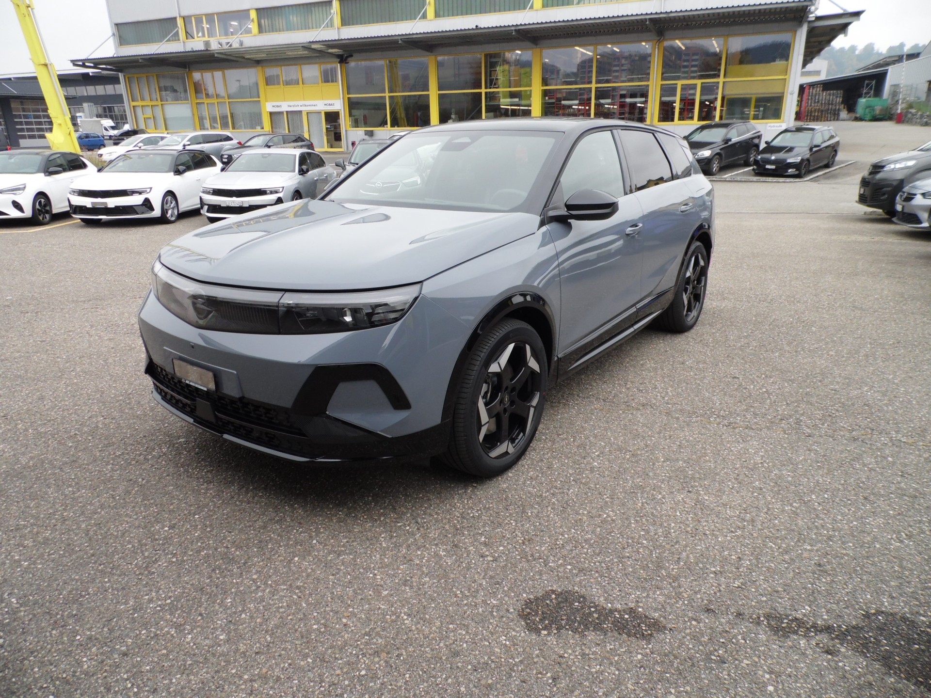 OPEL Grandland Elektro 73kWh Ultimate 4WD-image-1