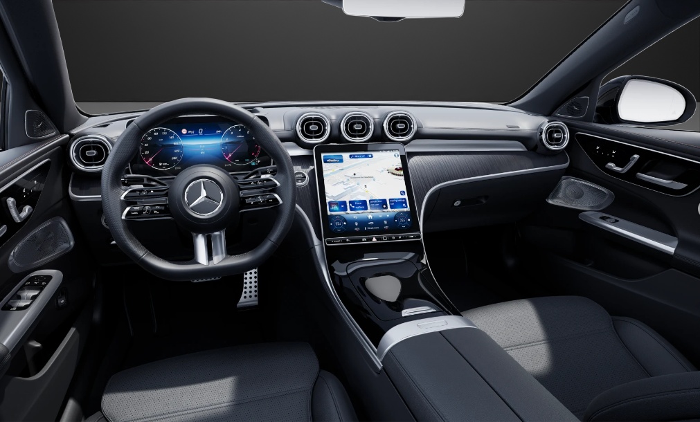 MERCEDES-BENZ C 300 4 Matic-image-8
