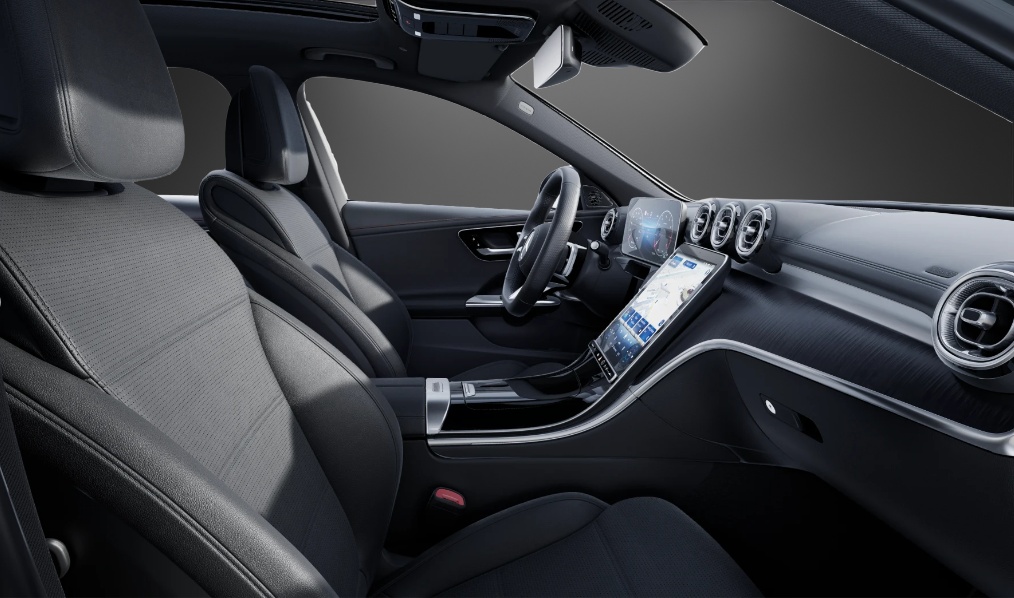MERCEDES-BENZ C 300 4 Matic-image-9