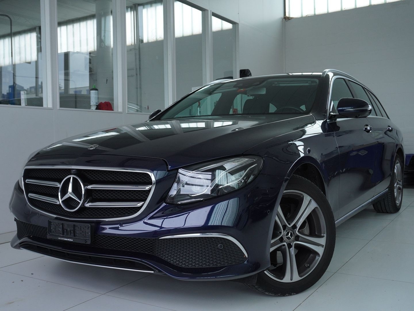 MERCEDES-BENZ E 220 d Avantgarde 4Matic 9G-Tronic
