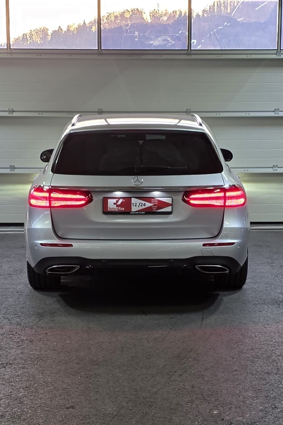 MERCEDES-BENZ E 200 AMG Line 4 Matic 9G-Tronic *CH-Fahrzeug*-image-3