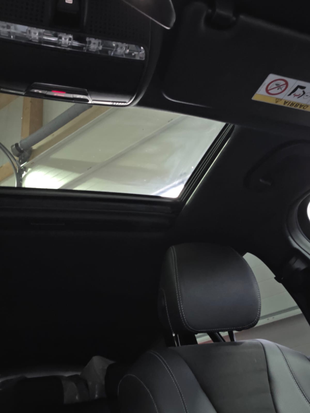 MERCEDES-BENZ E 200 AMG Line 4 Matic 9G-Tronic *CH-Fahrzeug*-image-9
