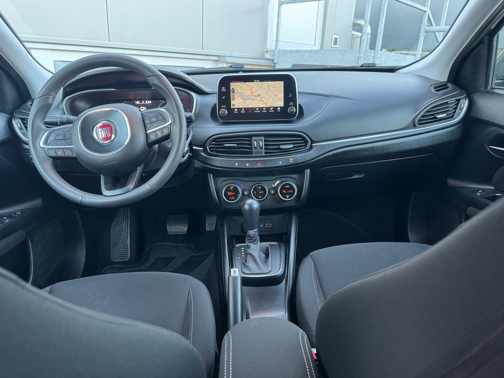 FIAT Tipo 1.6MJ Lounge DCT-6-image-4