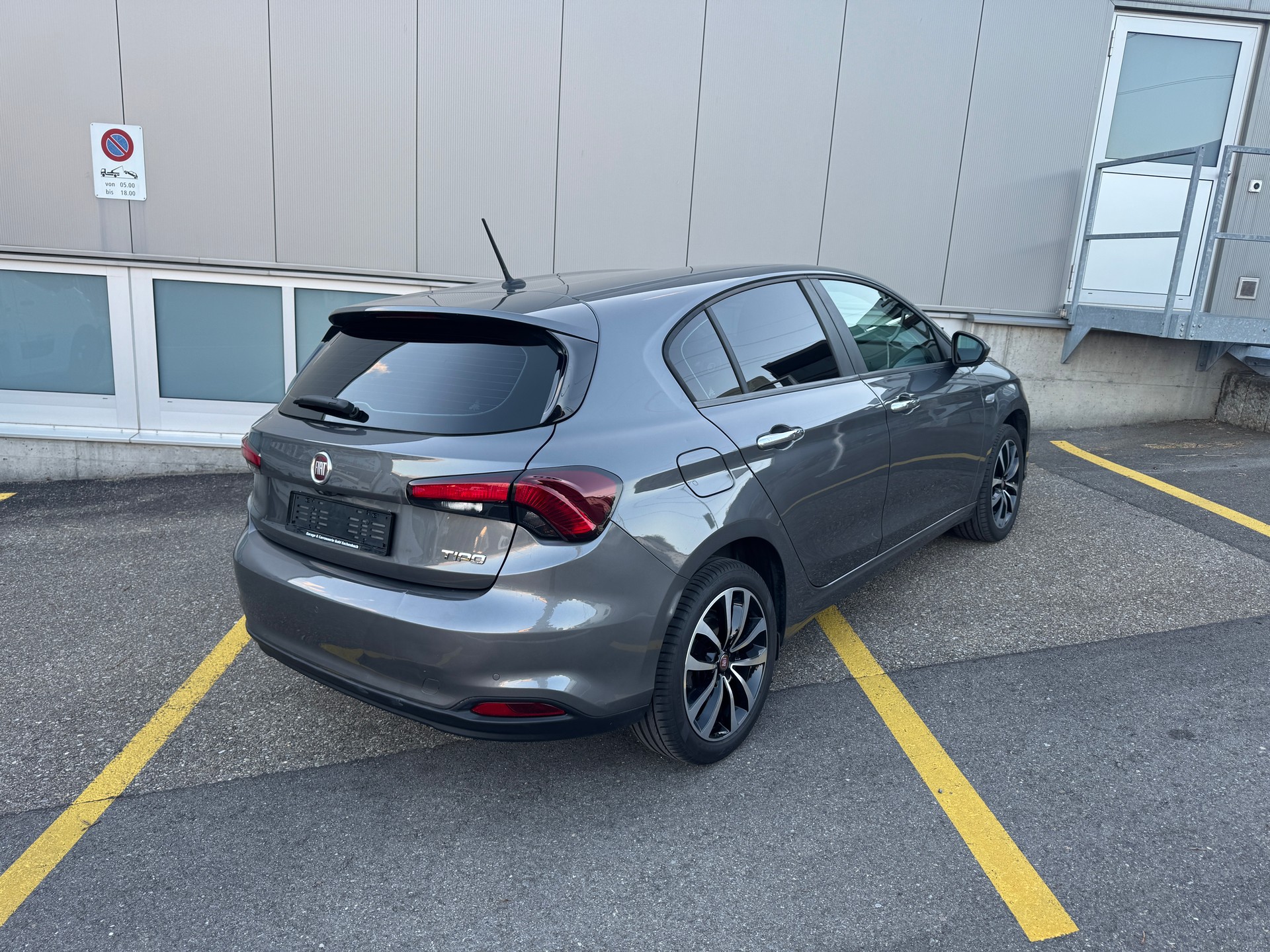 FIAT Tipo 1.6MJ Lounge DCT-6-image-2
