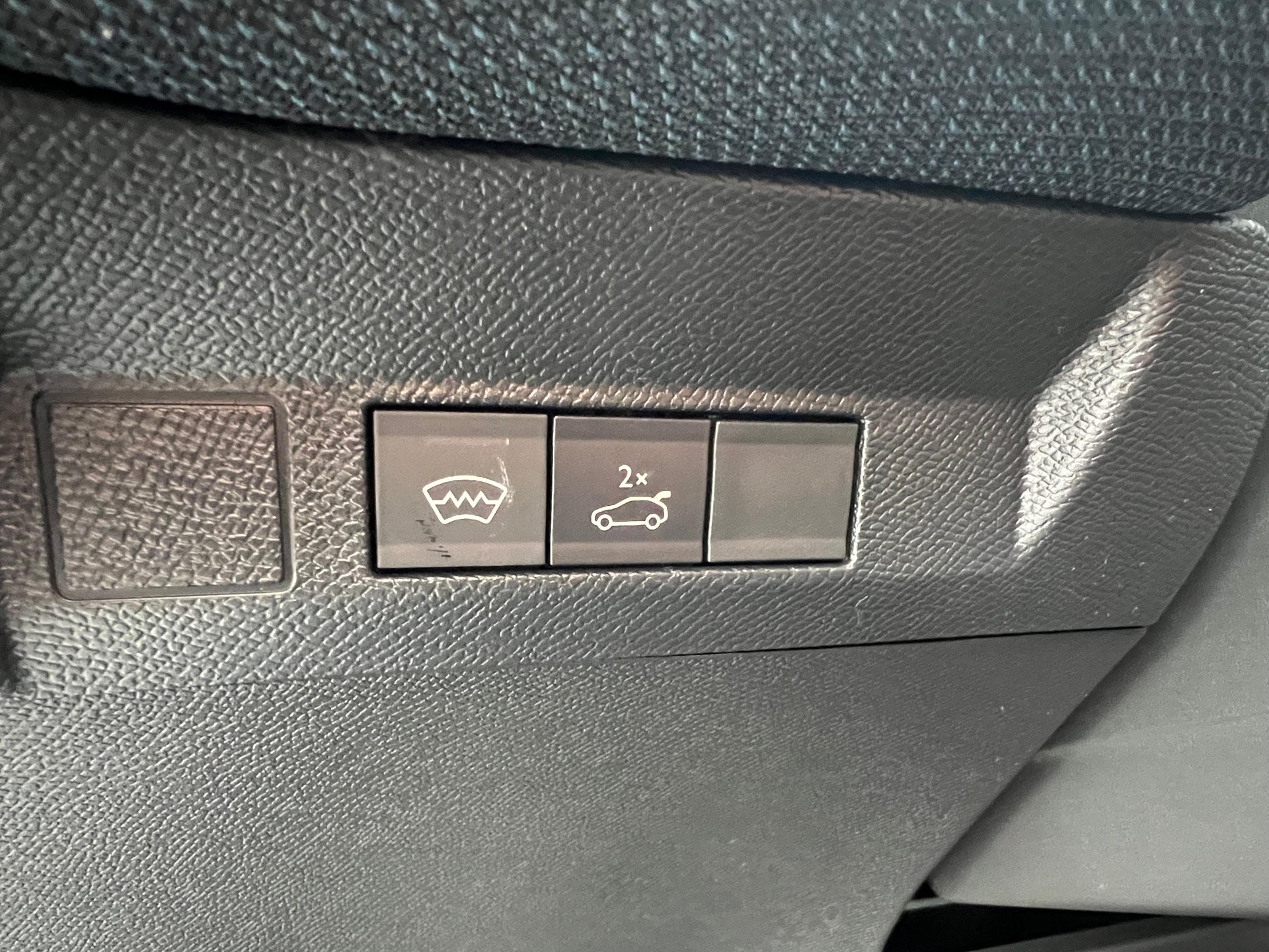 CITROEN C5 Aircross 1.2 Hybrid Max-image-15