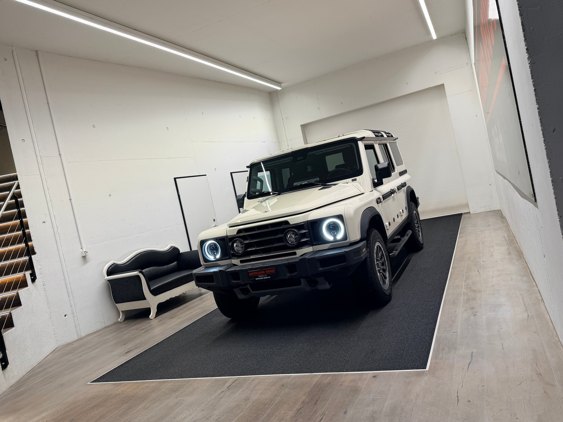 INEOS Grenadier 3.0D Fieldmaster Edition-showroom-element-3