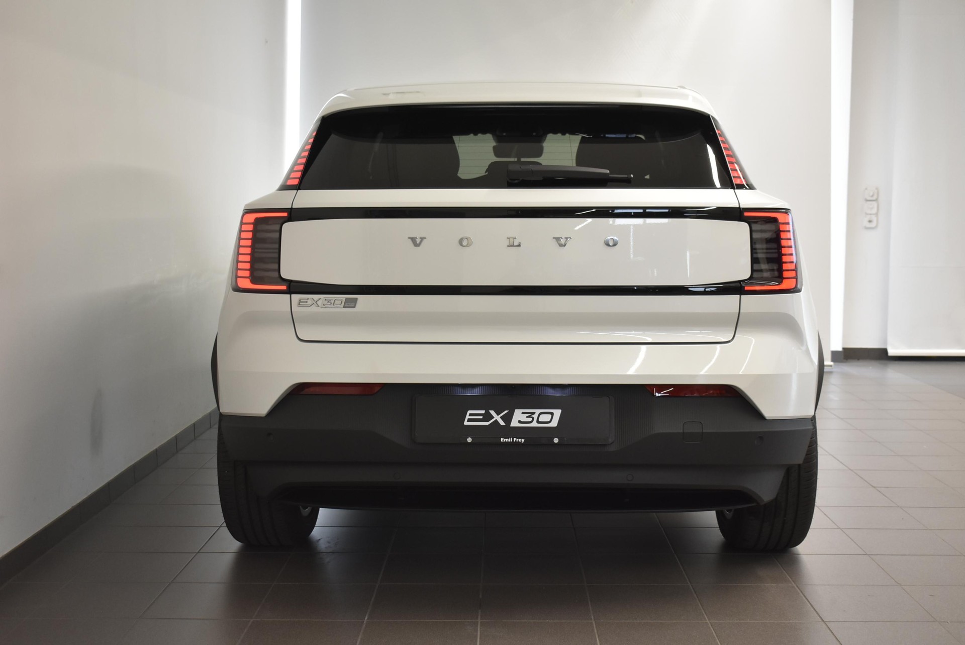 VOLVO EX30 E60 Core-image-7
