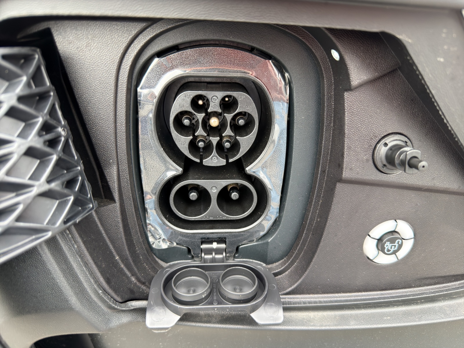 VW e-Transporter 70 kWh-image-15