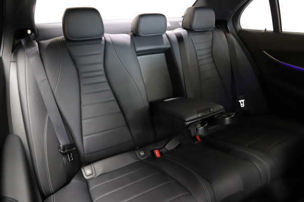 Image MERCEDES-BENZ E-200 E 200 4Matic AMG Line