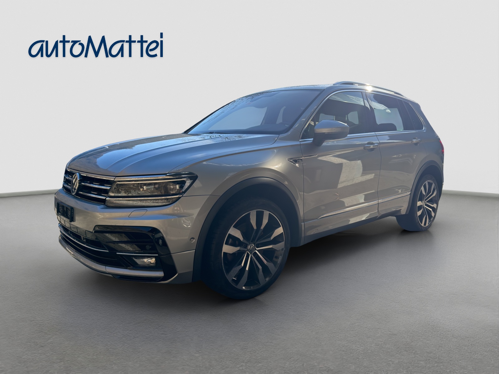 VW Tiguan 2.0TSI Highline 4Motion DSG-showroom-element-1
