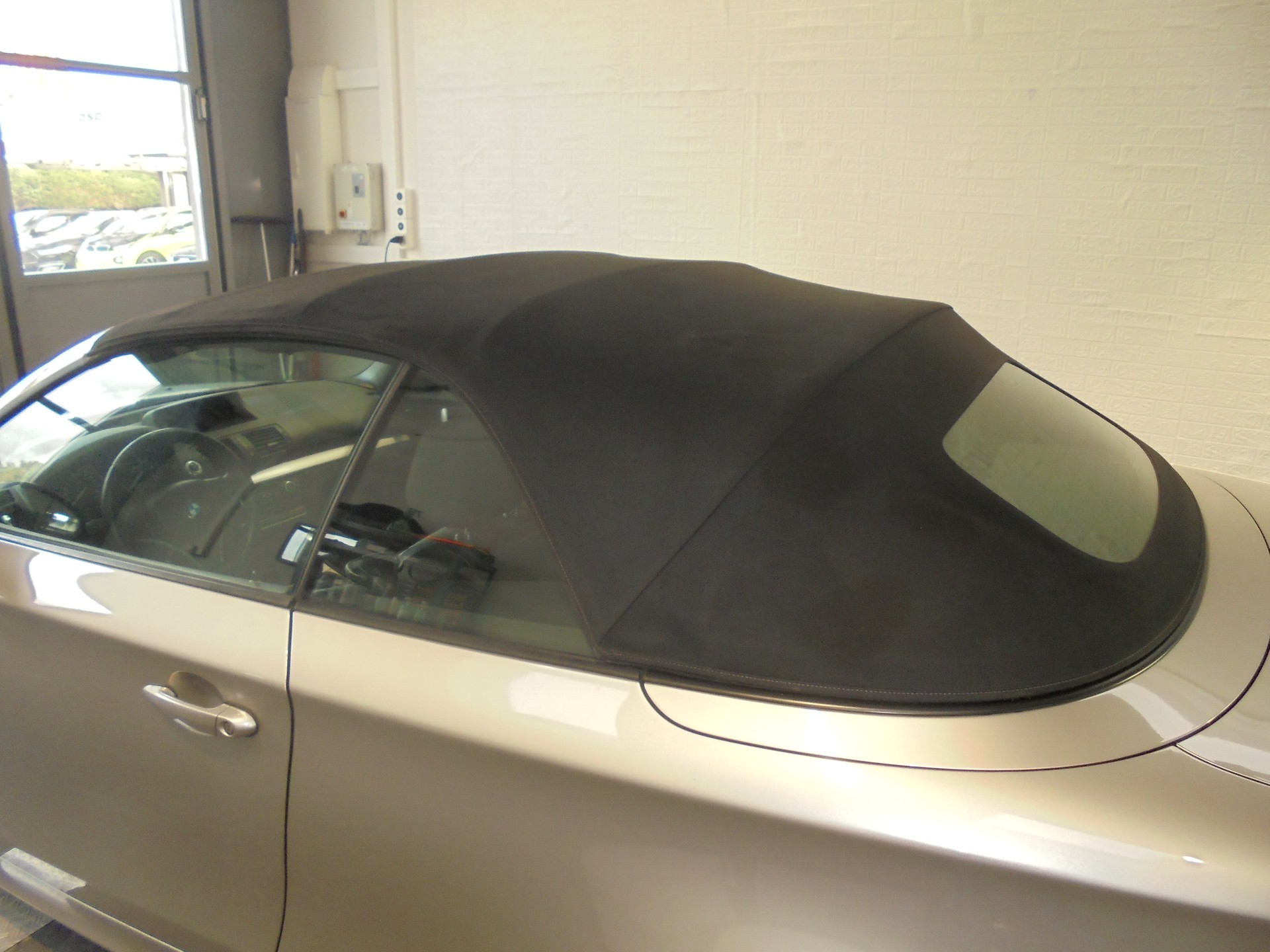 BMW 120i Cabrio Steptronic-image-11