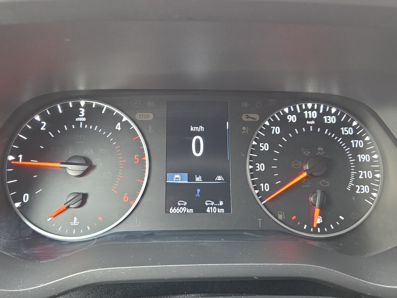 RENAULT Trafic Blue dCi 110 Passenger Equilibre-image-8