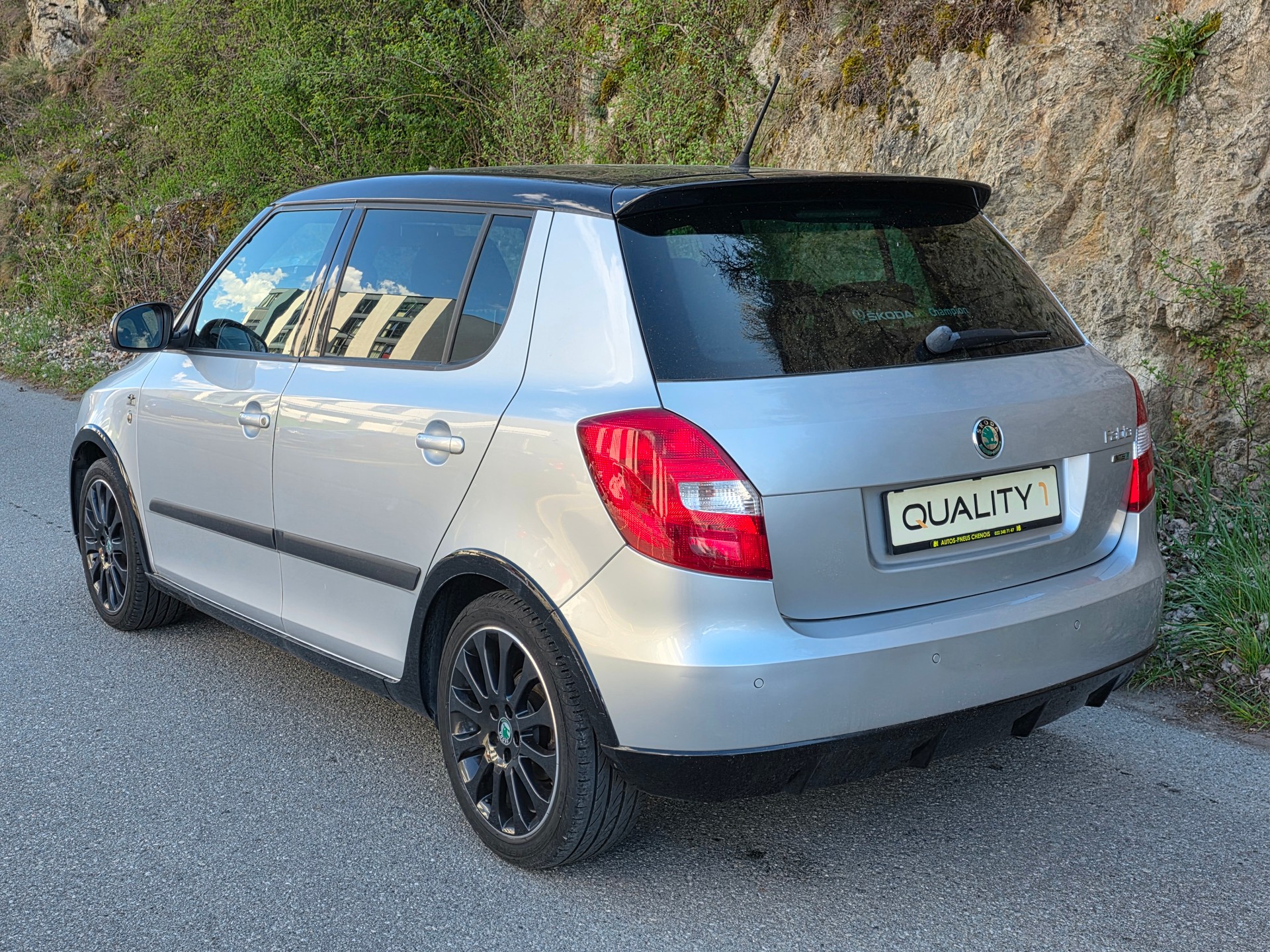 SKODA Fabia 1.2 TSI Monte Carlo-image-2