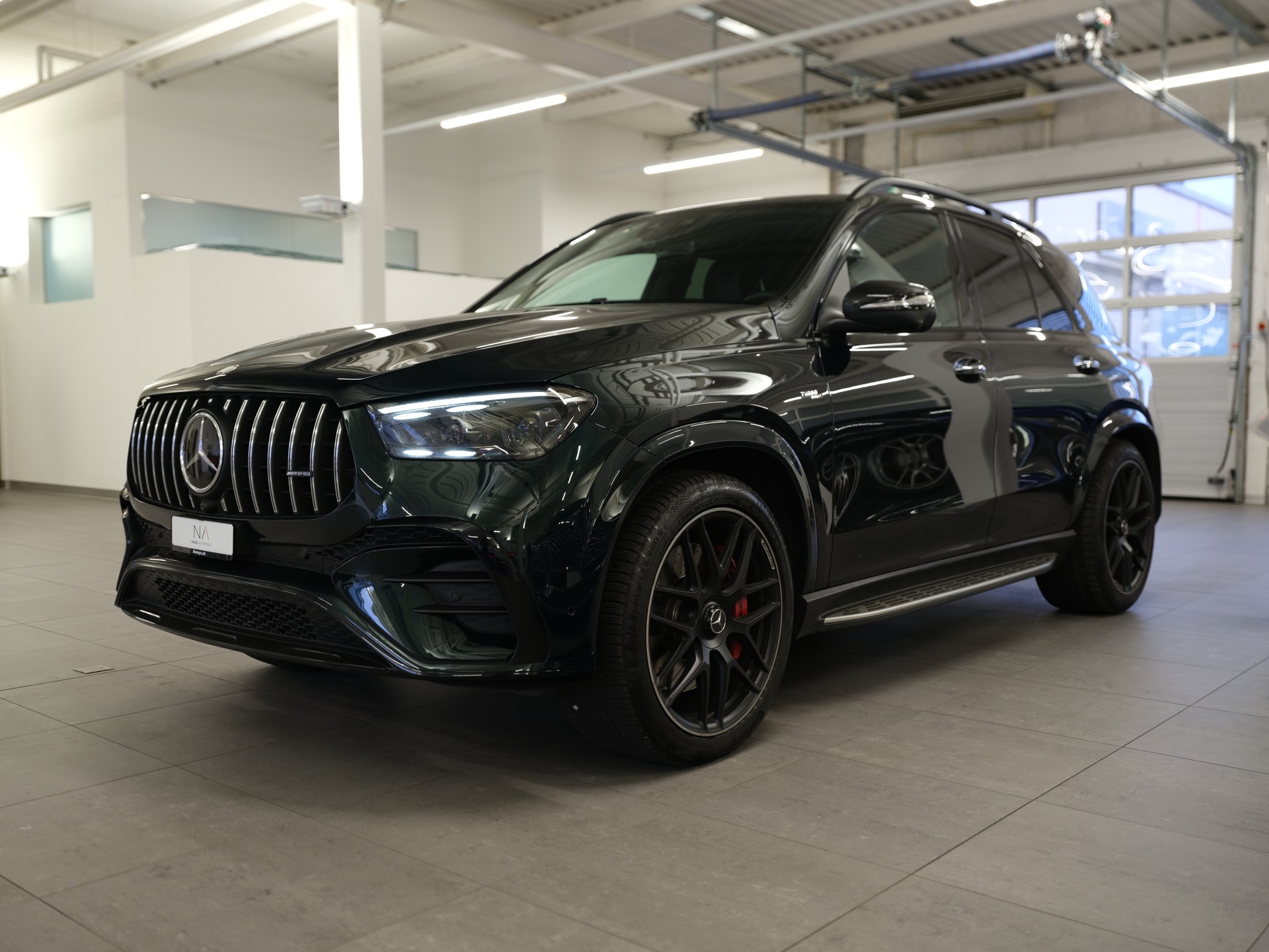 MERCEDES-BENZ GLE 53 AMG 4Matic+ 9G-Speedshift *Pano* *Head-Up* *Burmester* *Carbon Paket* *Sitzbelüftung*-image-3