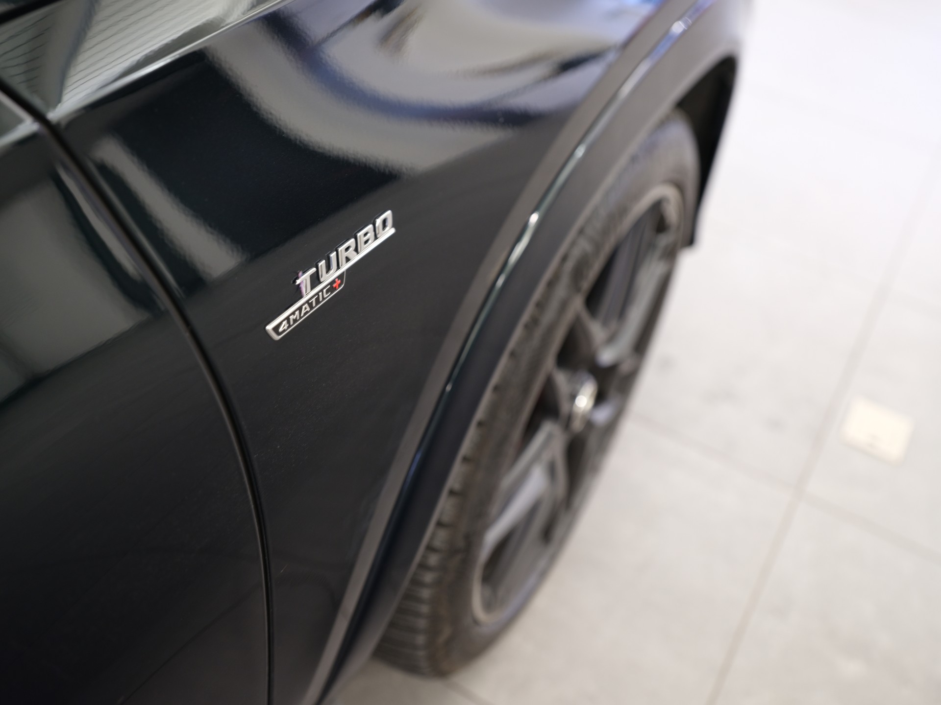 MERCEDES-BENZ GLE 53 AMG 4Matic+ 9G-Speedshift *Pano* *Head-Up* *Burmester* *Carbon Paket* *Sitzbelüftung*-image-13