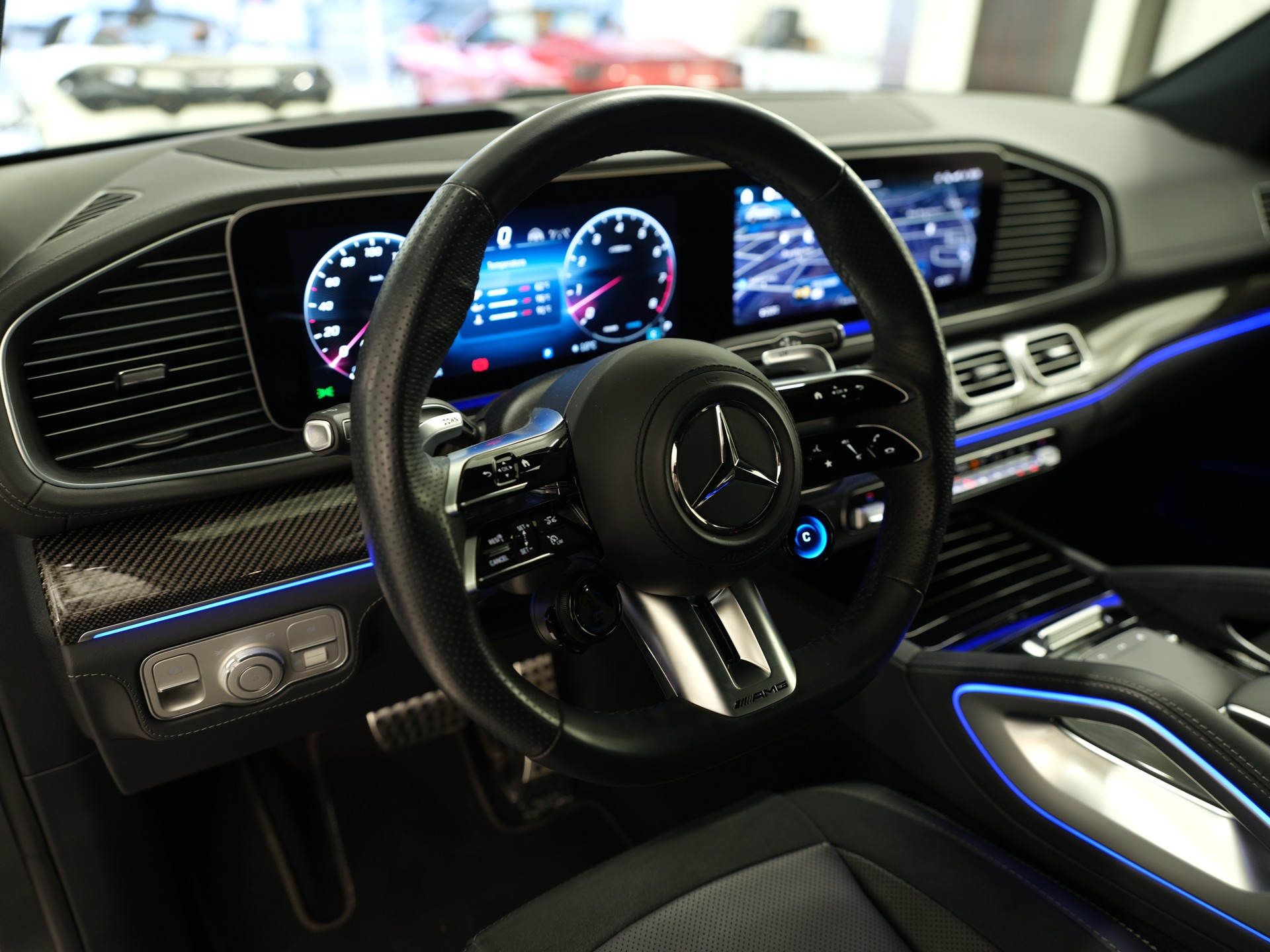 MERCEDES-BENZ GLE 53 AMG 4Matic+ 9G-Speedshift *Pano* *Head-Up* *Burmester* *Carbon Paket* *Sitzbelüftung*-image-14