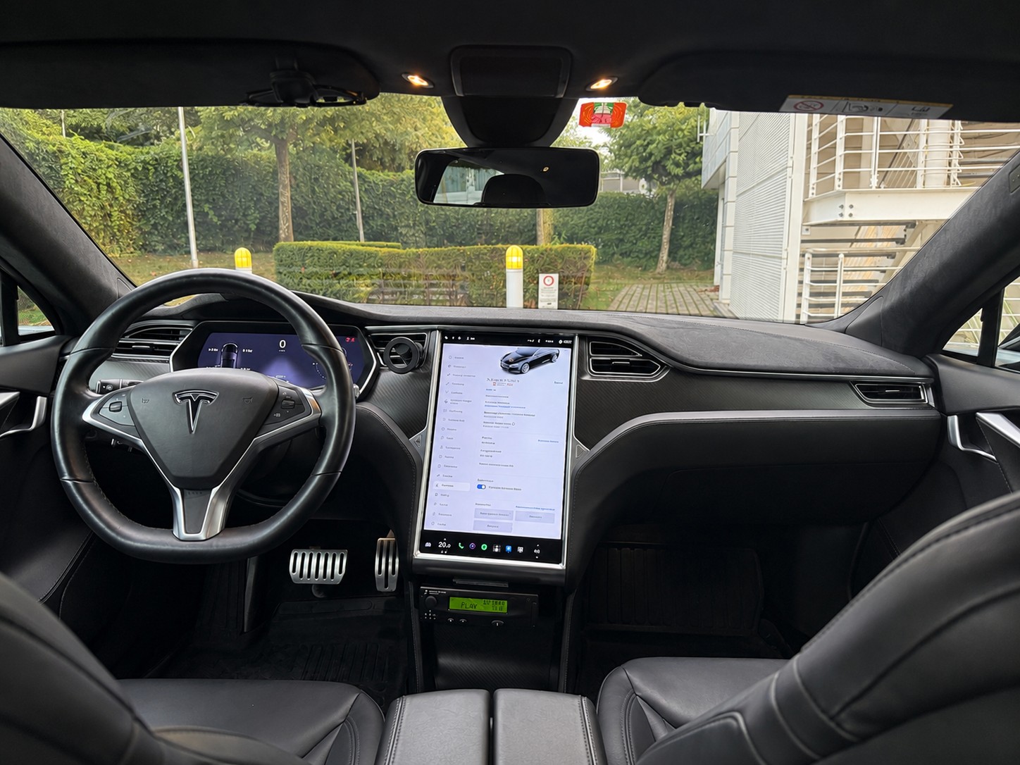 TESLA Model S P85D Performance | FREE SUPERCHARGING-image-4