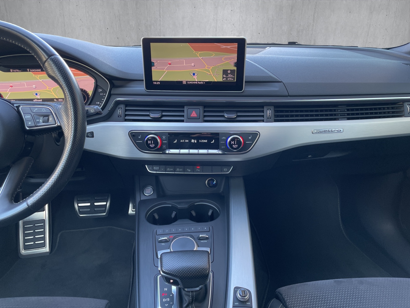 AUDI Sport quattro S-tronic-image-11