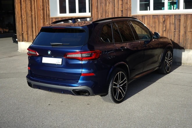 BMW X5 xDrive M50i Steptronic-image-5