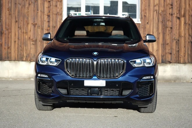 BMW X5 xDrive M50i Steptronic-image-4