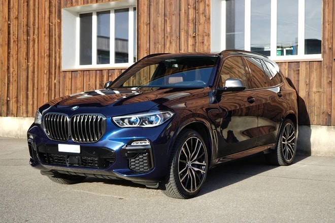 BMW X5 xDrive M50i Steptronic-image-3