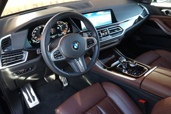 BMW X5 xDrive M50i Steptronic-image-6