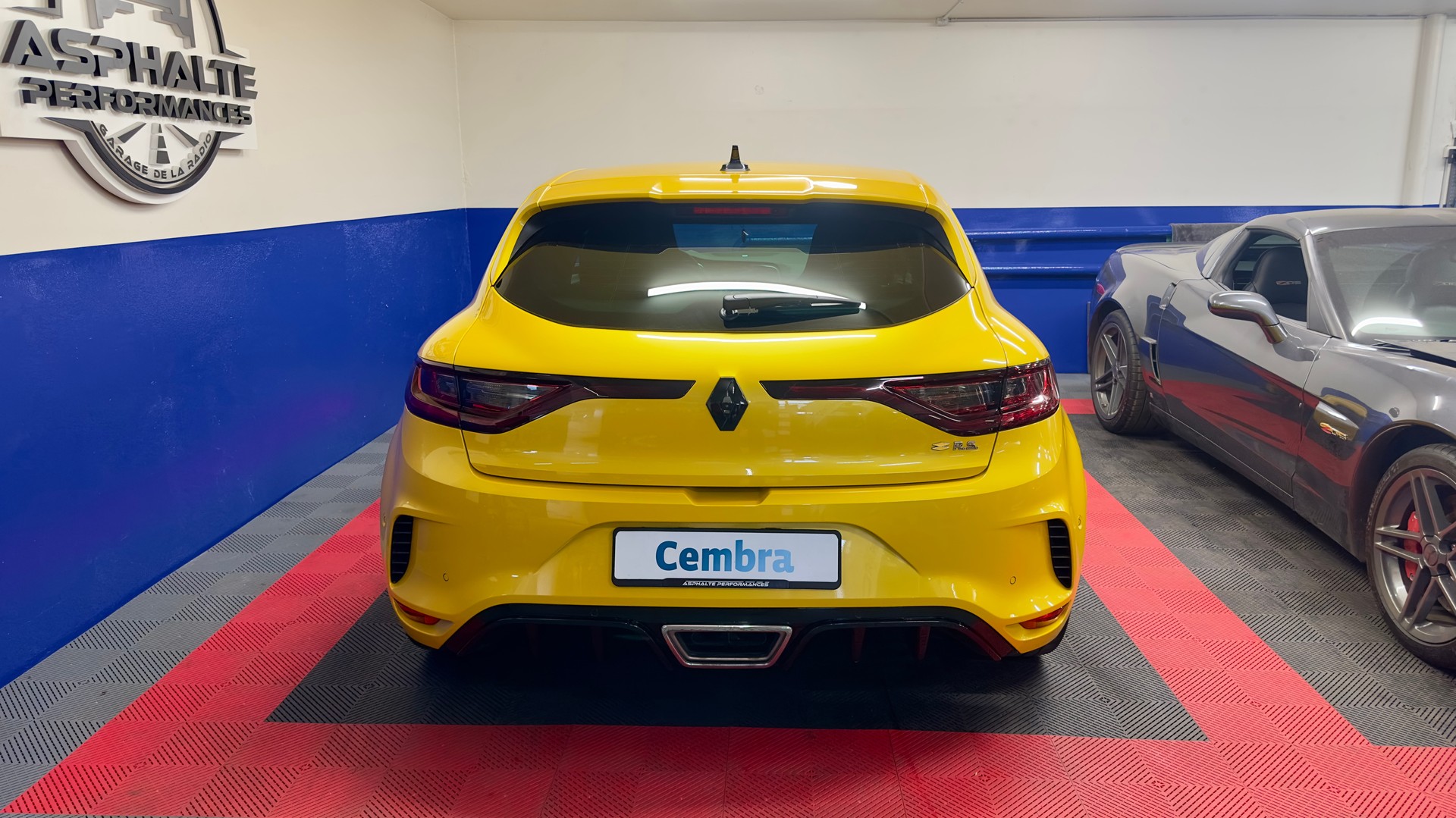 RENAULT Mégane Trophy 300 EDC-image-3