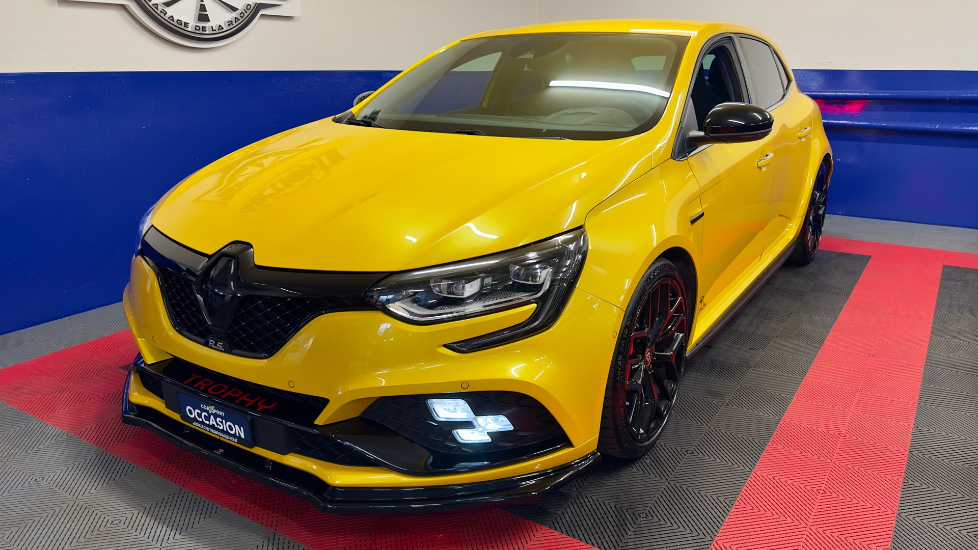 RENAULT Mégane Trophy 300 EDC-image-1