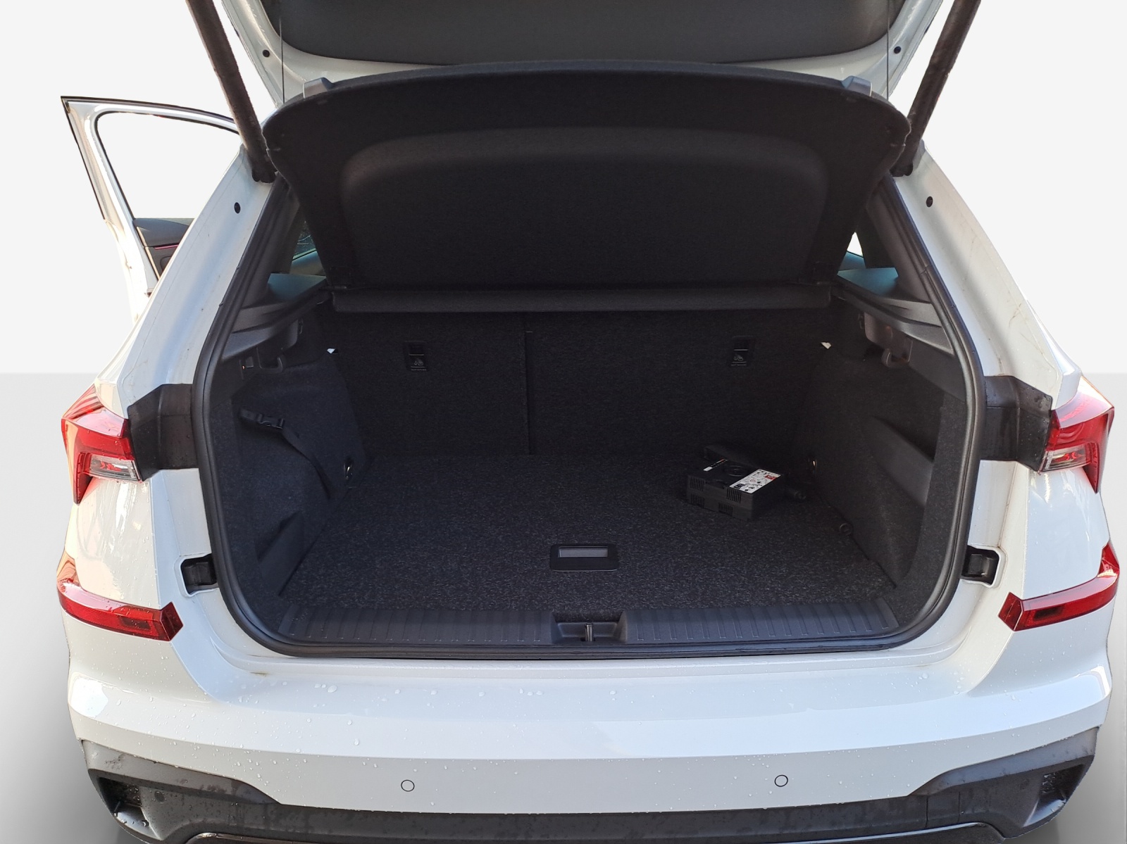 SKODA Kamiq 1.0 TSI Monte Carlo DSG-image-12