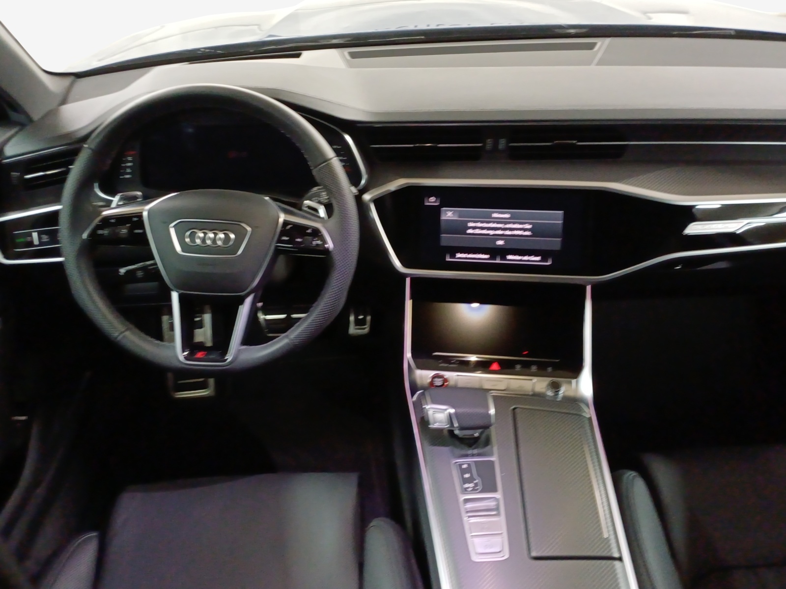 AUDI RS6 Avant 4.0 TFSI V8 Performance quattro-image-8
