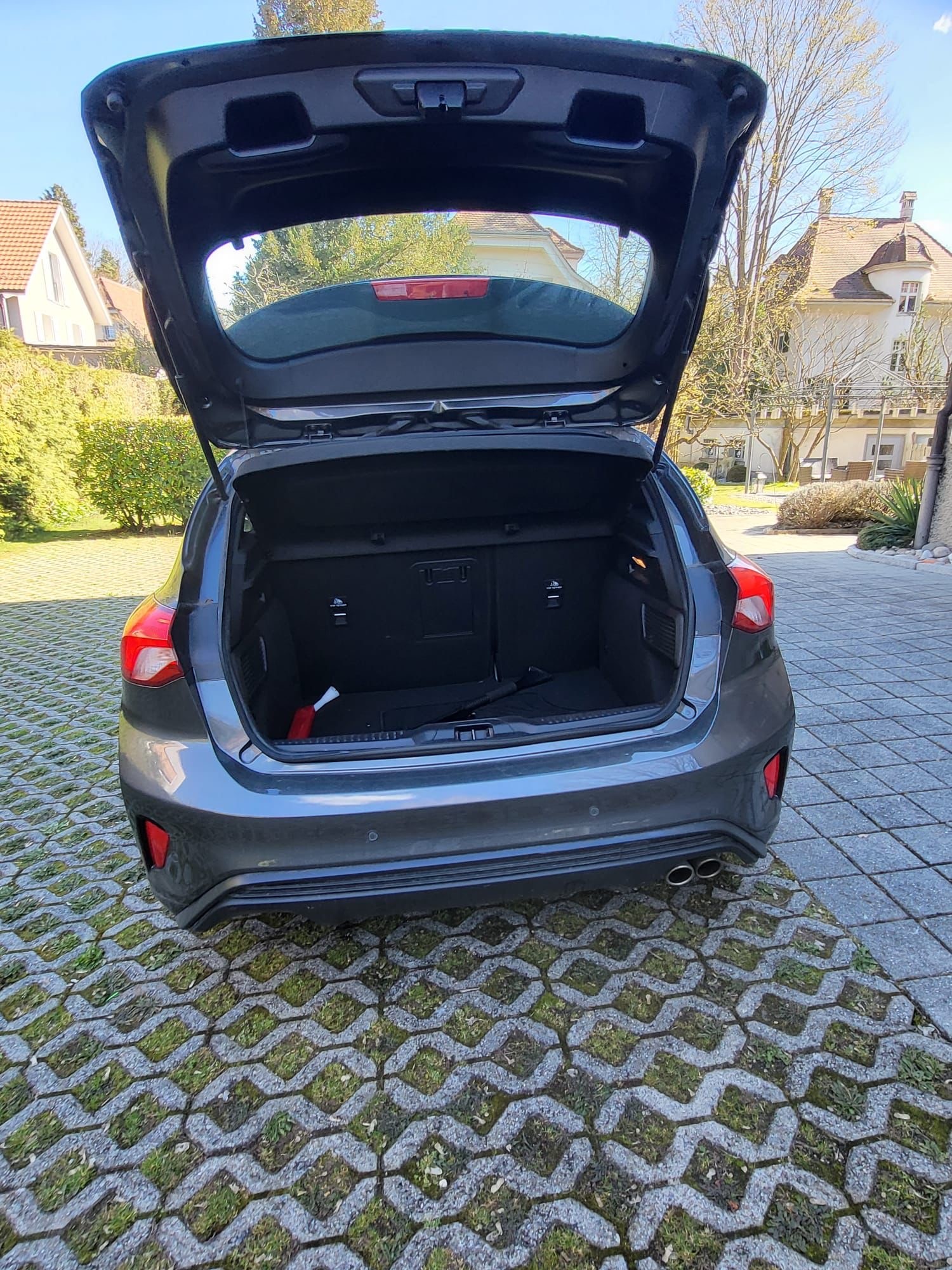 FORD Focus 1.0 SCTi Trend+-image-10